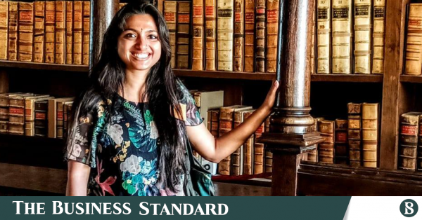 Surovi Jannat becomes first-ever Bangladeshi artist-in-residence at Oxford